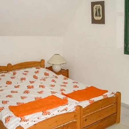 Amazing In W/ 4 Bedrooms * Badacsony