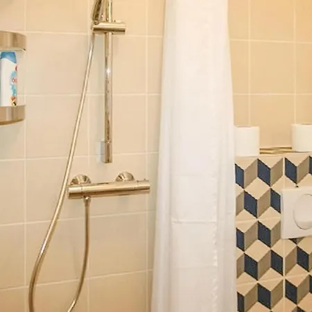 Amazing In W/ 4 Bedrooms Nyaraló